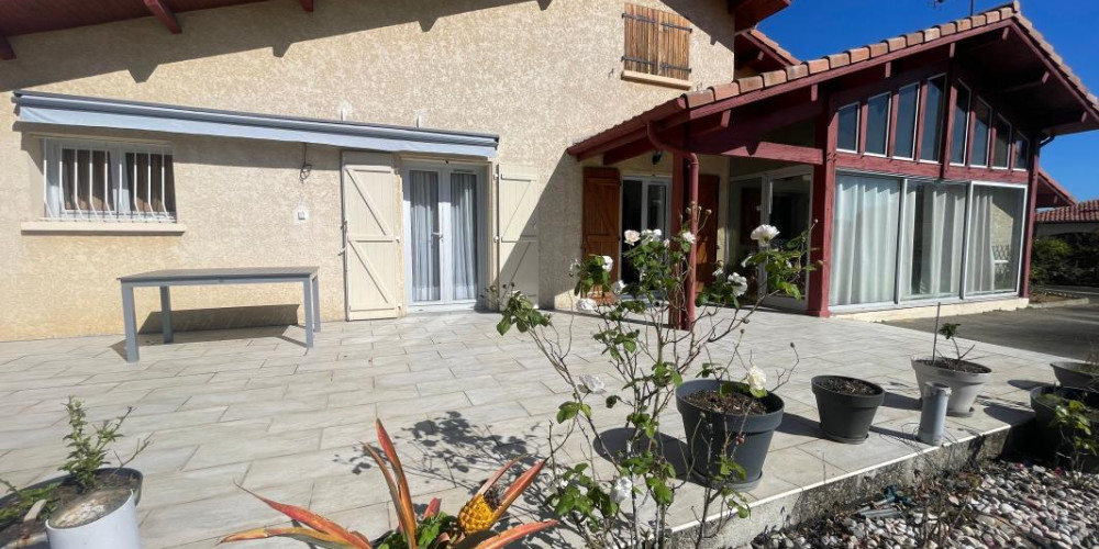 maison à SAUGNAC ET CAMBRAN (40180)